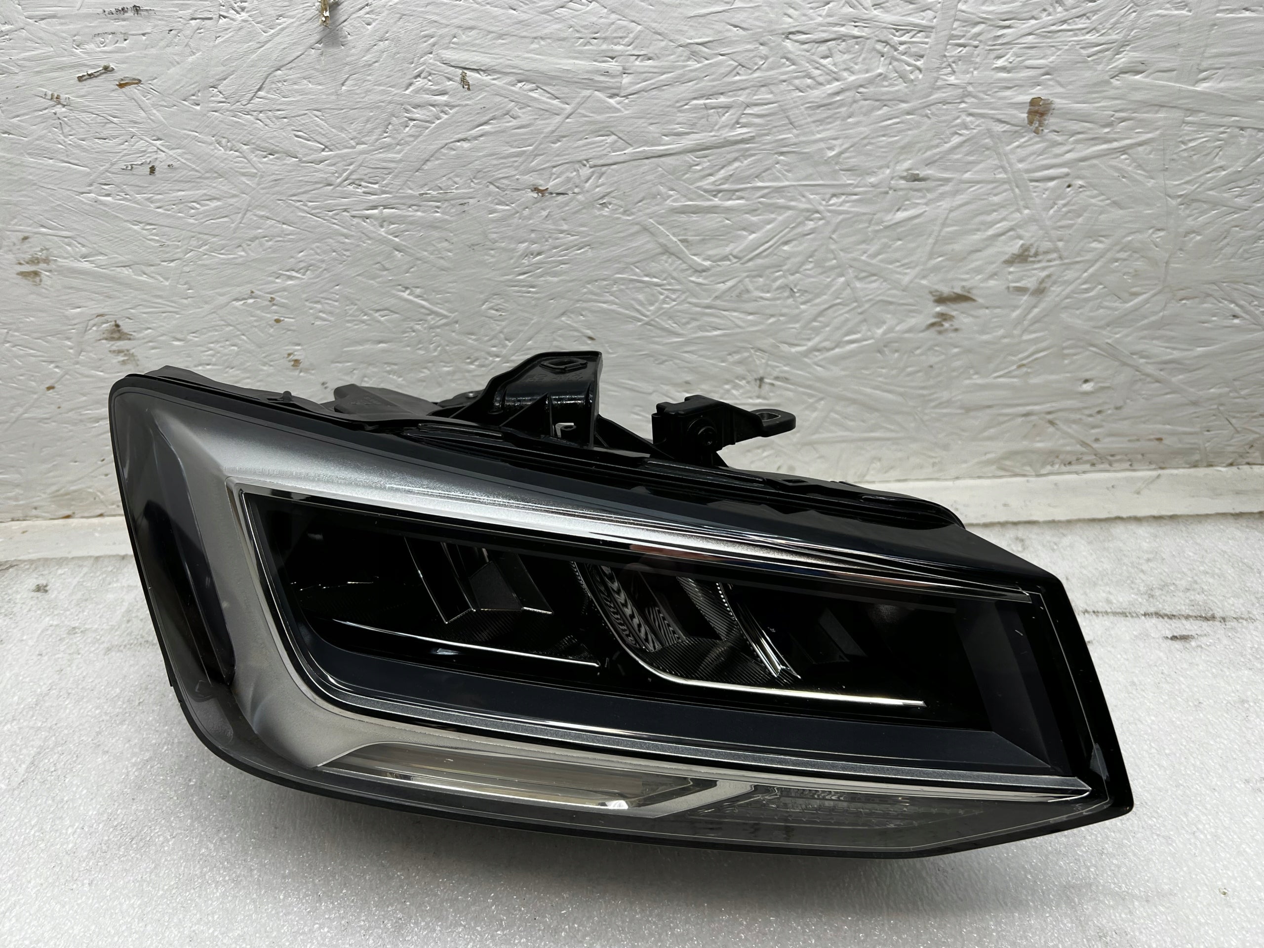 Frontscheinwerfer Audi A8 Q2 81A941012 Facelift Led Rechts  Headlight