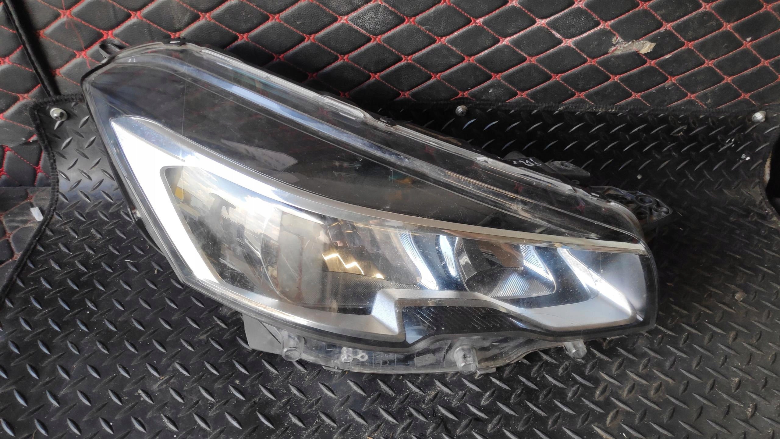 Frontscheinwerfer Peugeot 807 508 9807241380 Facelift LED Rechts  Headlight