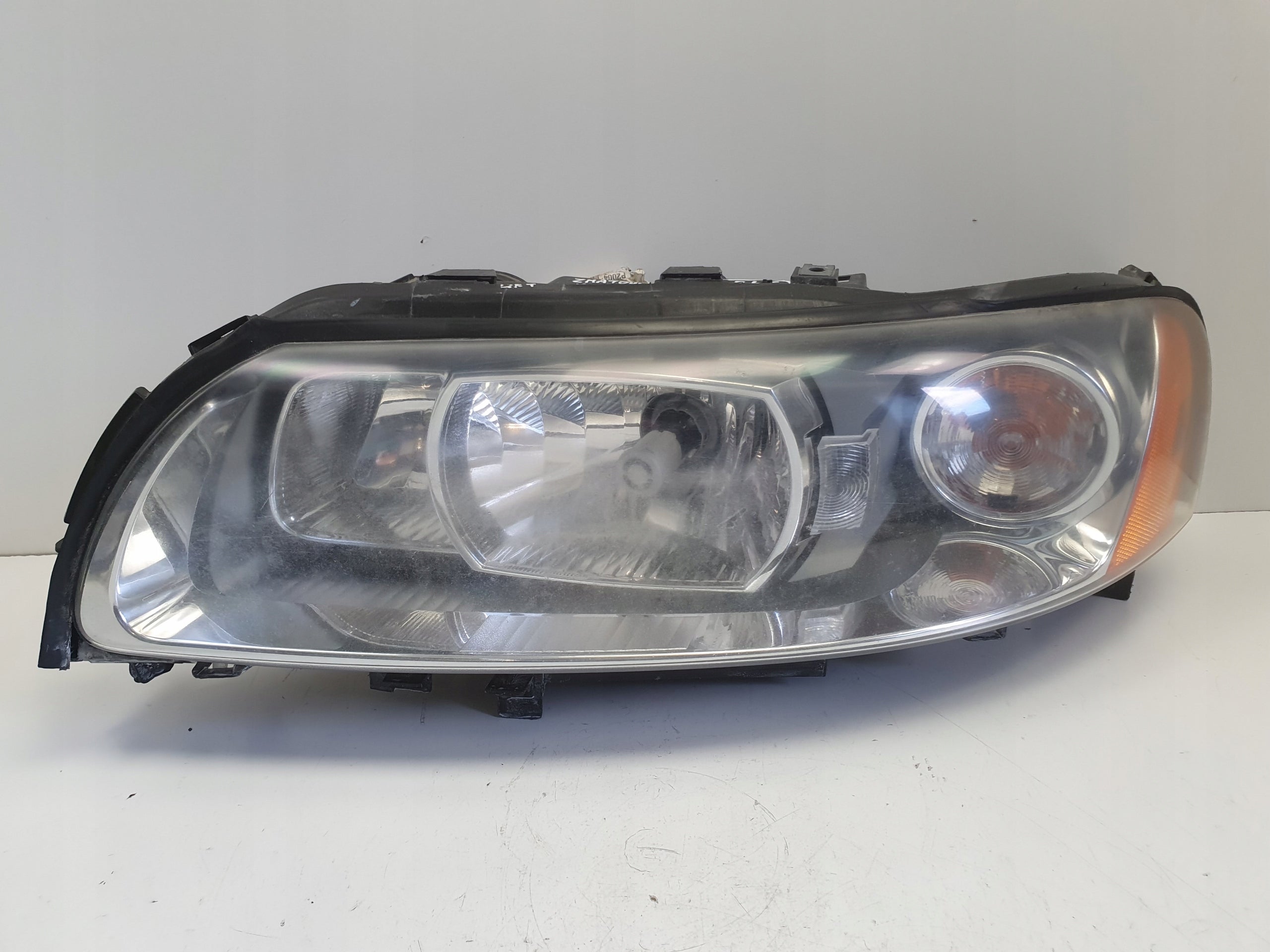 Frontscheinwerfer Volvo S60 V70 30784248 Facelift Xenon Links  Headlight