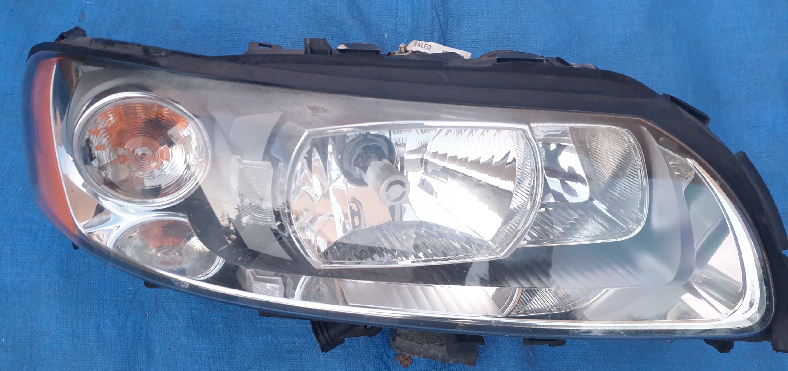 Frontscheinwerfer Volvo V70 30784250 Facelift Xenon Links  Headlight